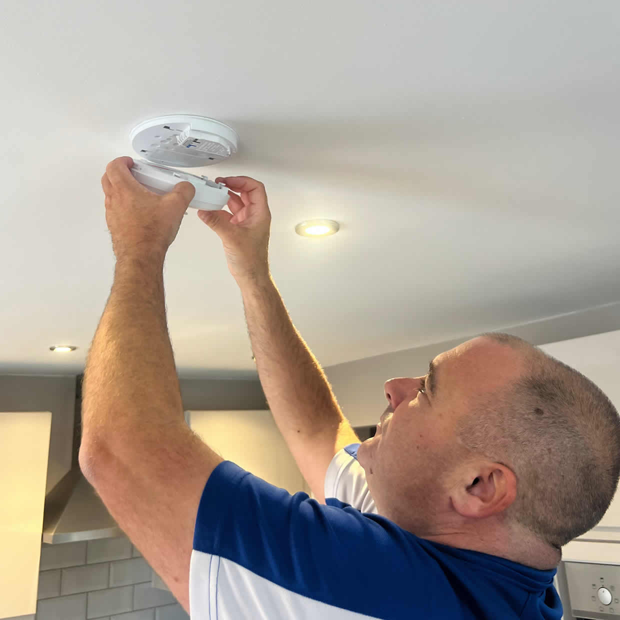 Professional smoke and heat alarm installation in Epping